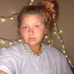 Meet your Posher, Elena